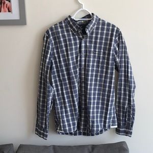 American Eagle Button Up